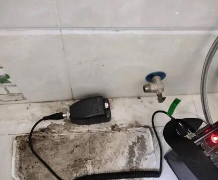 平乡屋顶漏水维修公司分享下卫生间漏水的危害及解决方法